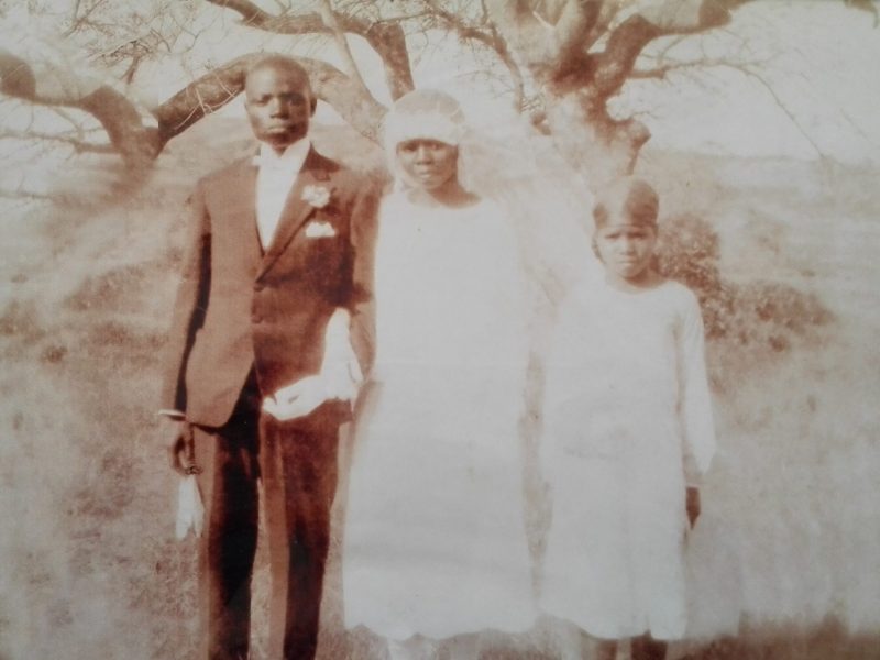 Casamento de Miguel Guebuza e Marta André Bocotta Guebuza em 1929 (Pais de Armando Emílio Guebuza)Casamento de Miguel Guebuza e Marta André Bocotta Guebuza em 1929 (Pais de Armando Emílio Guebuza)
